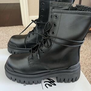L'INTERVALLE Prairie Black Leather Boots 38